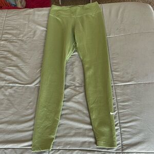 Women’s small Nike leggings